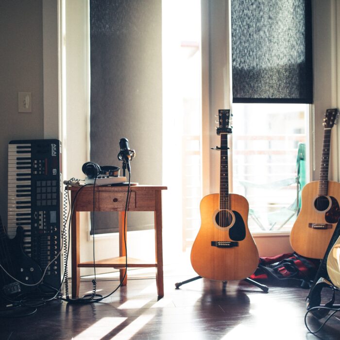 Come prendere ispirazione per scrivere nuove tracce musicali